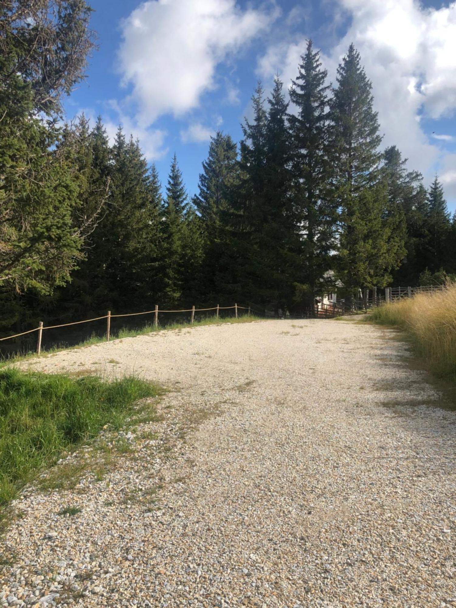Almidylle Sabathy Hotel Obdach Bagian luar foto